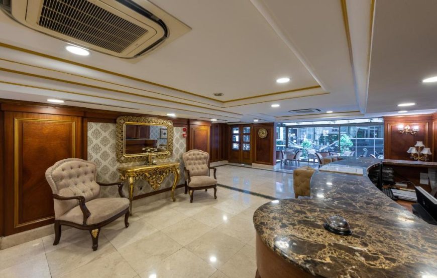 NOVA PLAZA PARK HOTEL