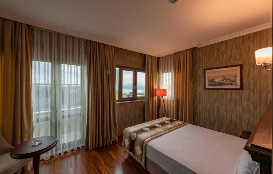 NOVA PLAZA BOUTIQE HOTEL