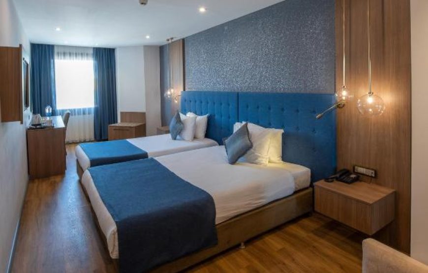 NOVA PLAZA CRYSTAL HOTEL