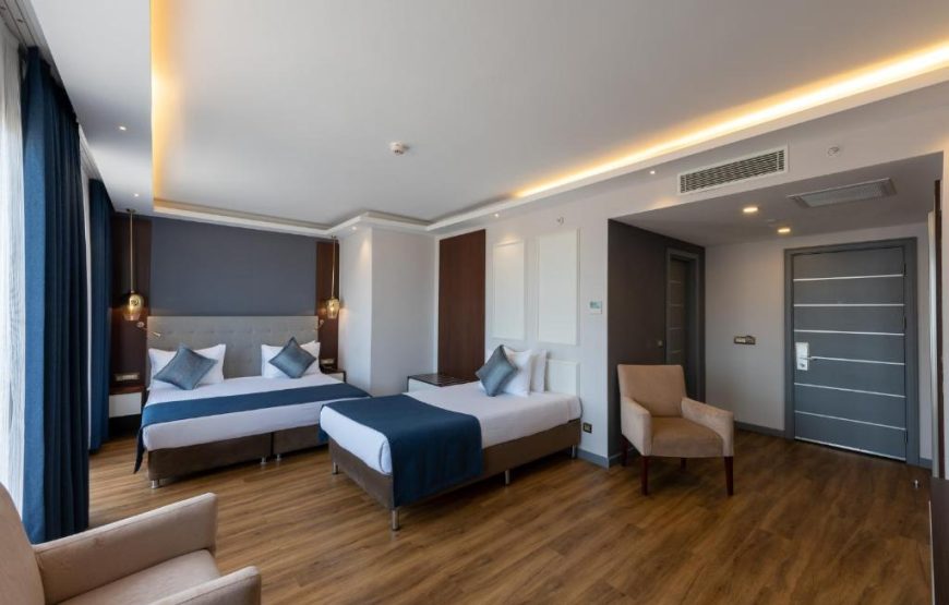NOVA PLAZA CRYSTAL HOTEL