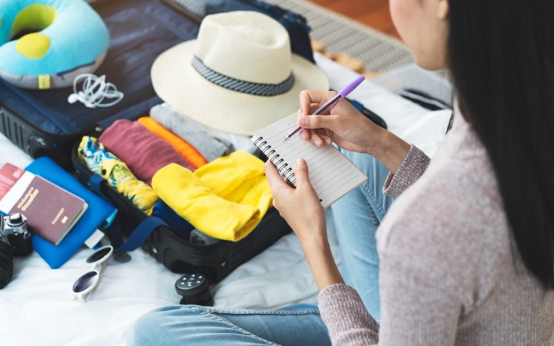 Travel-checklistAR11022020